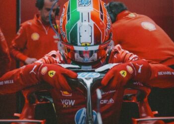 Ferrari fecha contrato com famoso piloto italiano