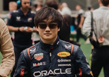 Red Bull se manifesta oficialmente sobre possível troca de Yuki Tsunoda