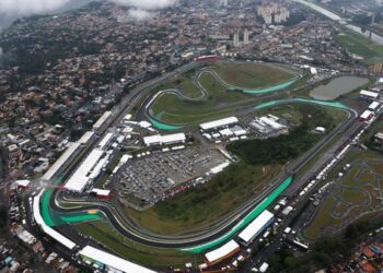 Nomes de Barrichello, Schumacher e Button são confirmados para correr no Brasil