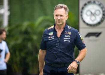 Após ser demitido da Red Bull, Christian Horner leva “alfinetada” de montadora