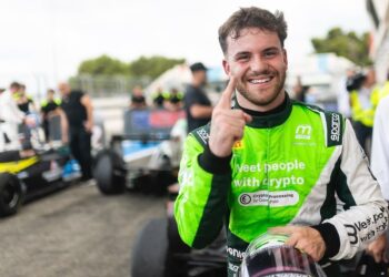 Filho de Rubens Barrichello já tem data para estrear na F3