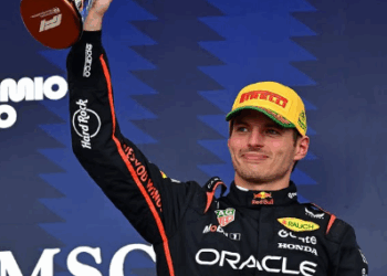 Max Verstappen entrou para seleto grupo com Prost, Mansell e Barrichello