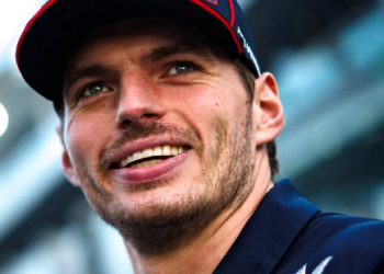 Max Verstappen tomou decisão e decidiu trabalhar em sua própria equipe