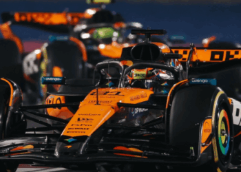 Carro da McLaren levanta suspeita e passa por “inspeção” na F1